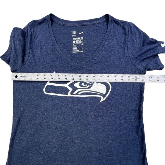Nike Seattle Seahawks T-Shirt Womens Large Blue V Neck NFL Team Apparel NEW - Picture 10 of 11